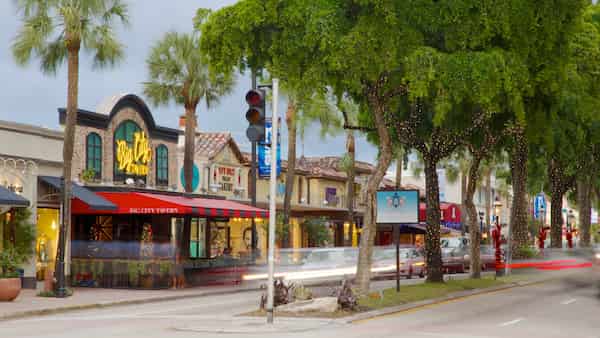 Olas Boulevard-Atracciones turísticas de Fort Lauderdale