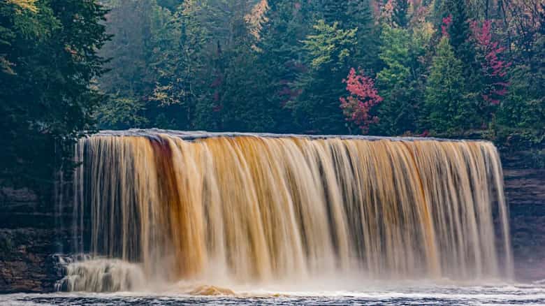 Parque Estatal de las Cataratas de Tahquamenon, Paradise