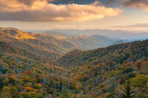 Parque Nacional Great Smoky Mountains-Colores de Otoño en Tennessee