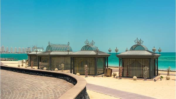 Pasa tiempo en la playa de Katara