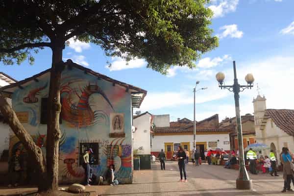 Paseo por La Candelaria-Actividades para hacer en Bogotá