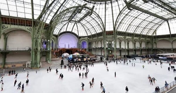 Patinaje sobre hielo en el Grand Palais