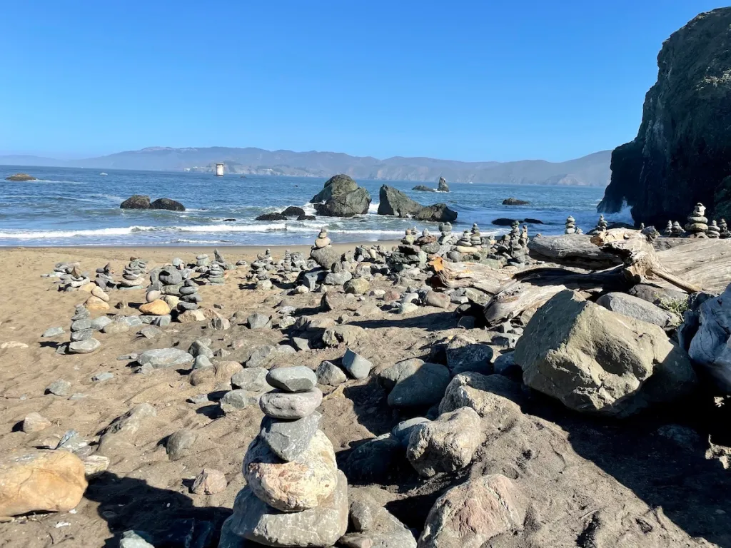 Playa Mile Rock