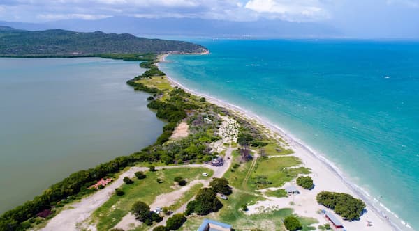 Playa de Fort Clarence