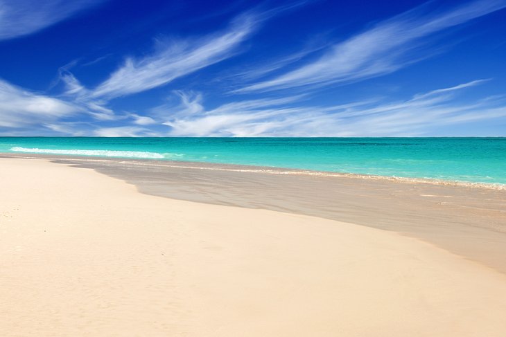 Playa de arenas rosadas, Isla Harbour, Bahamas