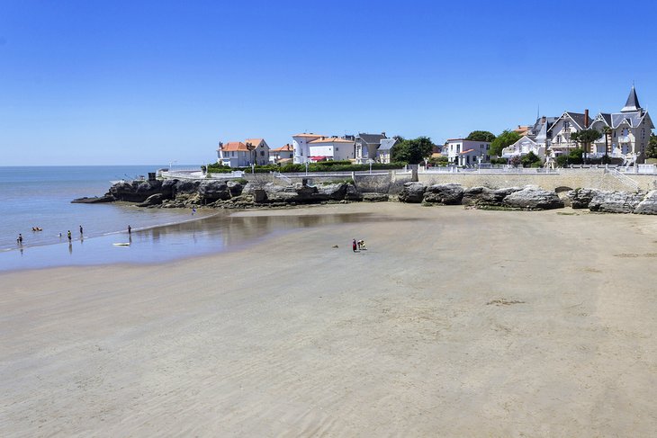 Playas soleadas y tratamientos de spa de Royan
