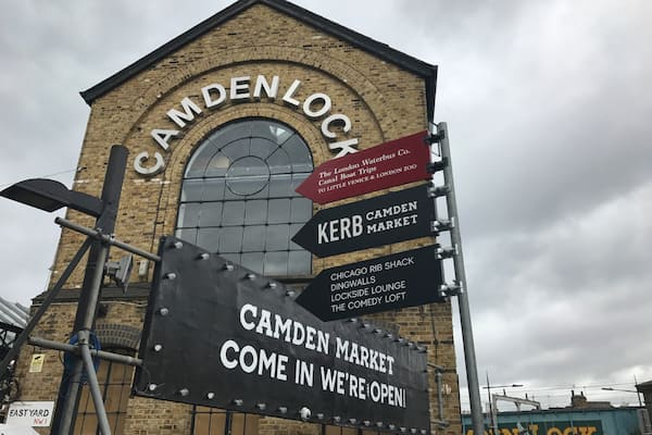 Siente el ambiente callejero en Camden Market
