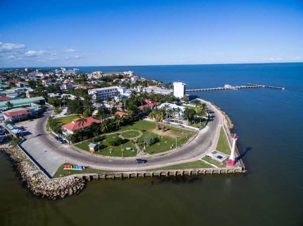 Recorrido por la ciudad histórica de Belice
