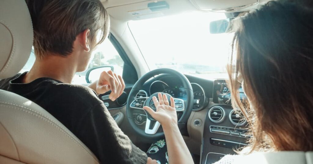 Seguridad a la hora de comprar el carro de tu hijo