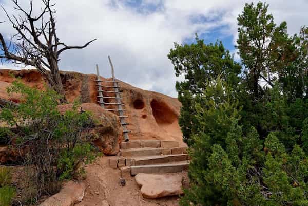 Sendero de las ruinas de Tsankawi