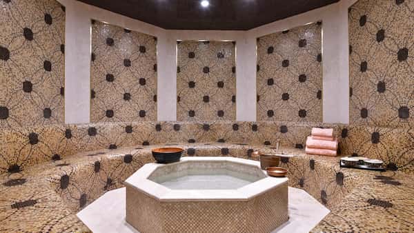 Spa by Clarins en Marsa Malaz Kempinski