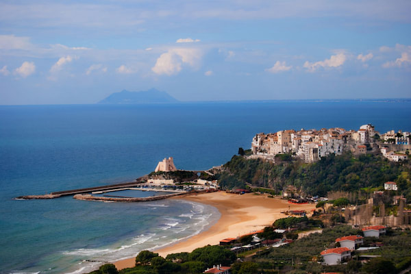 Sperlonga el sueño del emperador Tiberio
