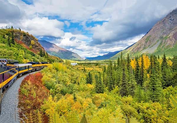 Sube a bordo del ferrocarril de Alaska