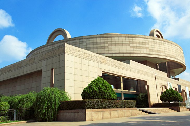 Sumérgete en la historia y el arte en el Museo de Shanghái