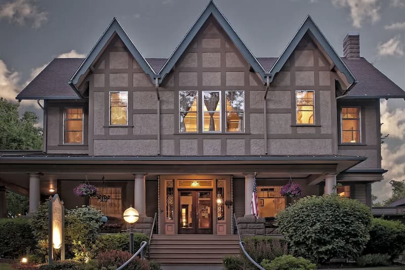 The Green Gables Inn-pacific grove
