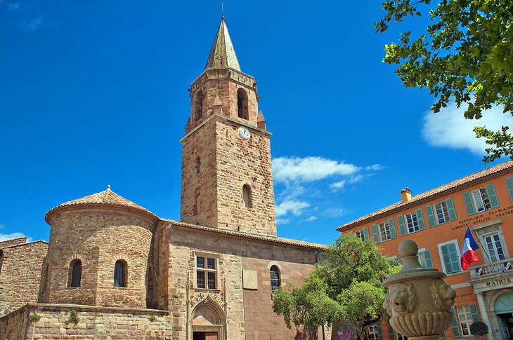 Tomar el sol y hacer turismo en Fréjus