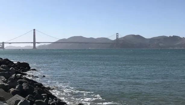 Ver la bahía desde una terraza