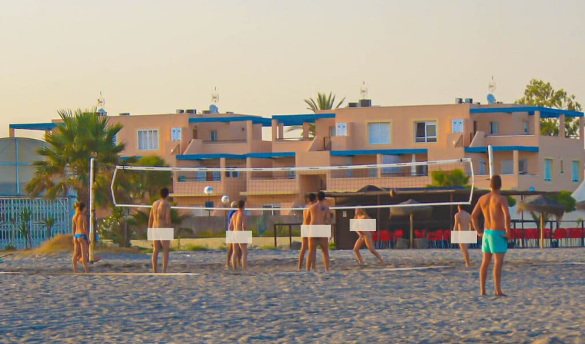 Vera Playa Capital naturista de España Costa de Almería-naturismo en europa