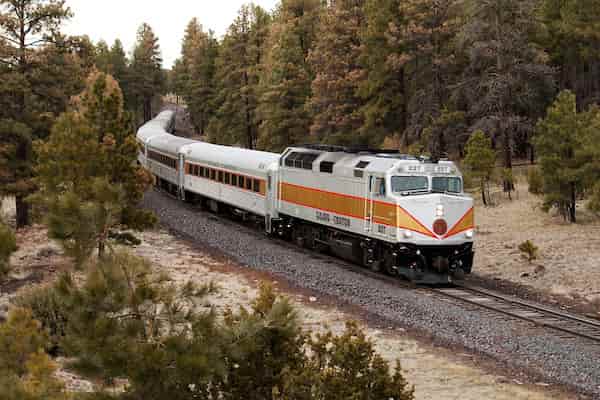 Viaja en el Ferrocarril del Gran Cañón