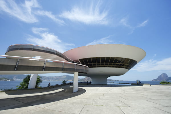 Visita el Museo de Arte Contemporáneo
