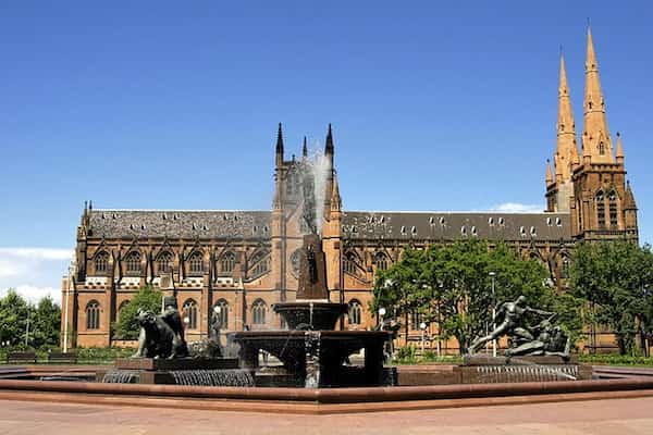 Visita la Catedral de Santa María