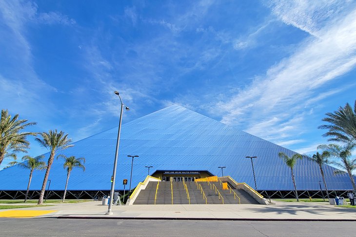 Walter Pyramid