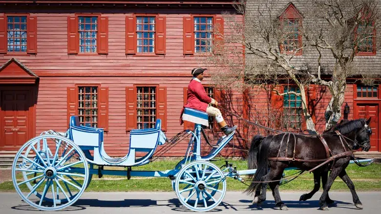 Williamsburg colonial