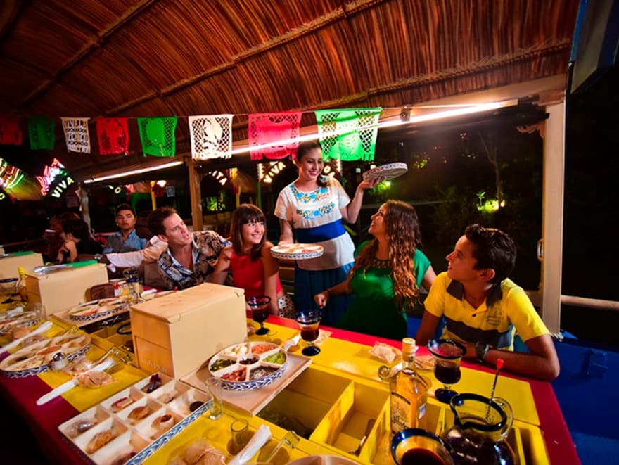 comida en xoximilco
