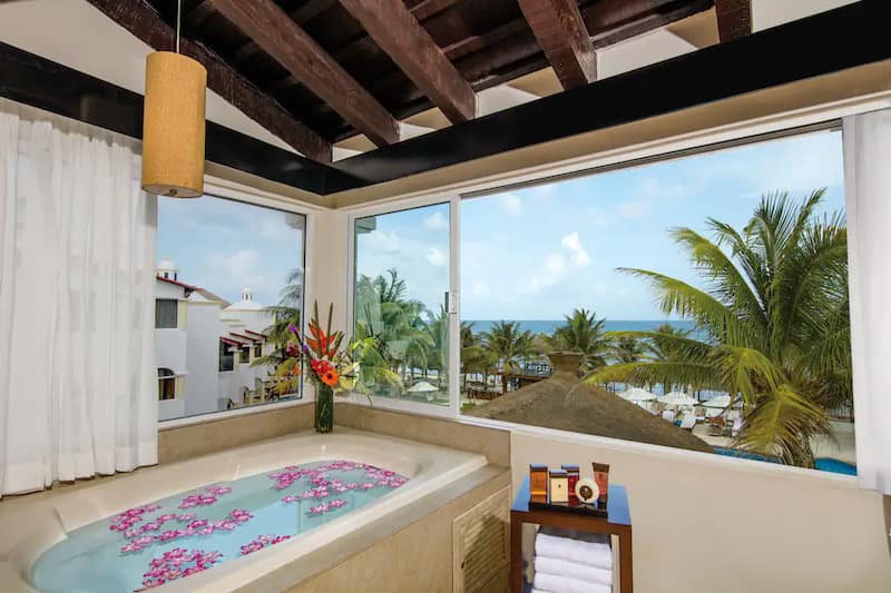 habitaciones vista al mar-Resort Hidden Beach Au Naturel
