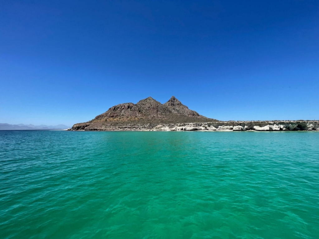Razones para visitar Loreto en verano Hermosas playas privadas