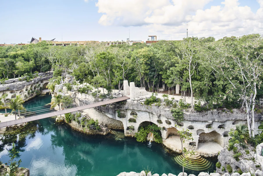  Resorts Todo Incluido en México Hotel Xcaret Arte