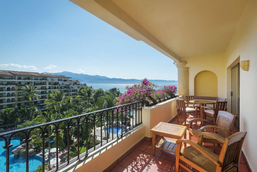 Velas Vallarta-2