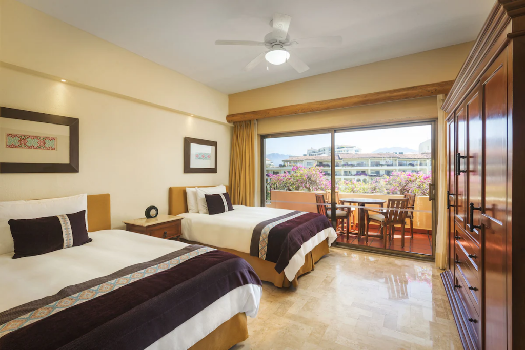 Velas Vallarta-1