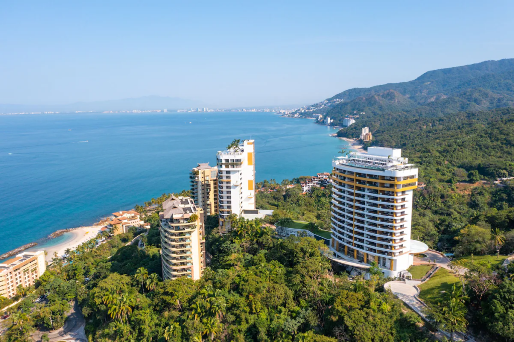 Hotel Mousai resorts puerto vallarta