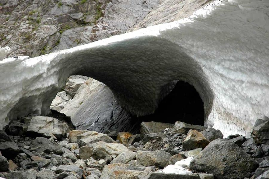 Las cuatro grandes cuevas de hielo
