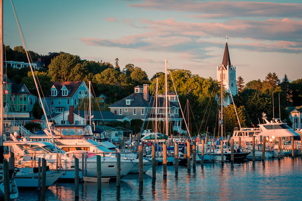 Mackinac Island, MI para tranquilidad fuera de temporada