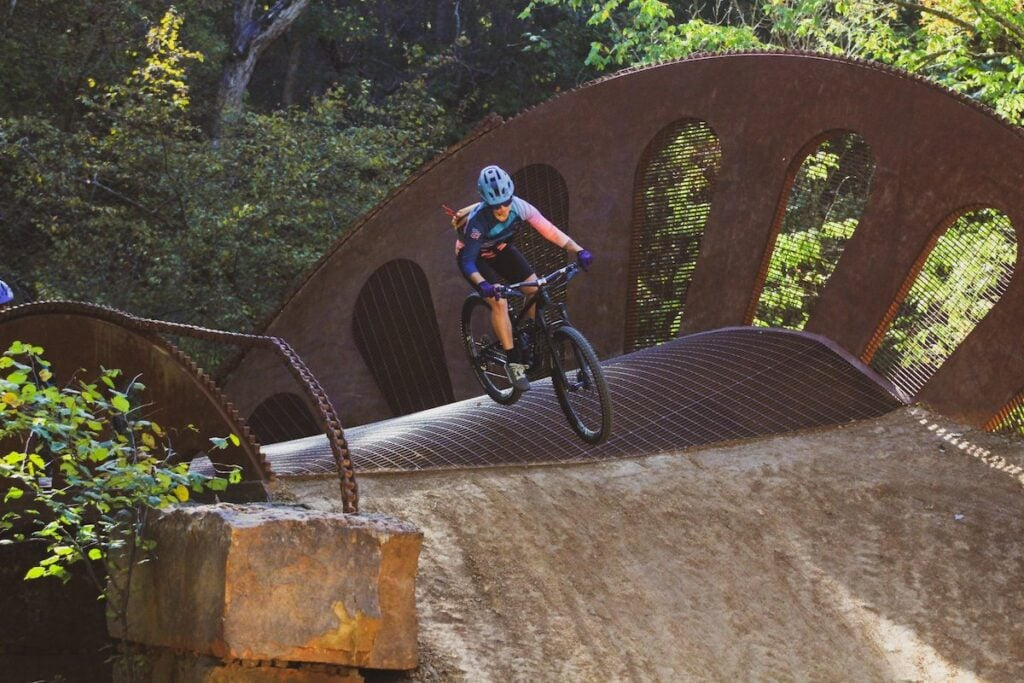 Arte de senderos para bicicletas de montaña