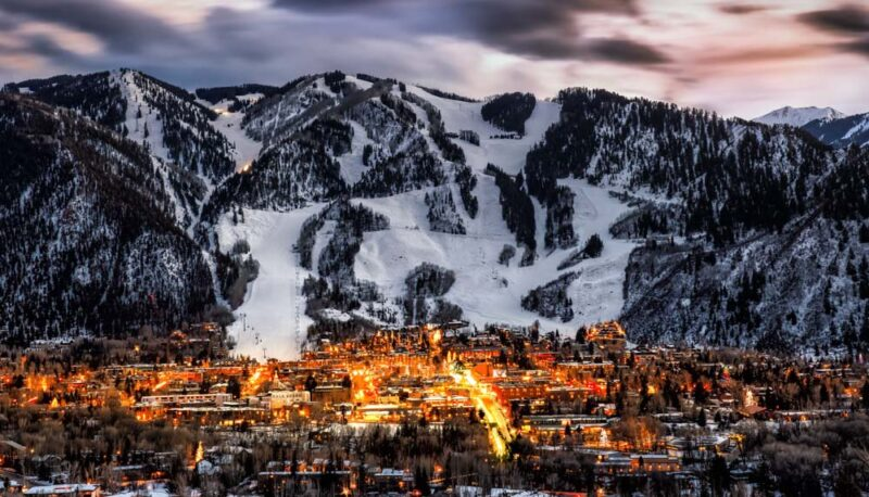 Experimente el encanto de un pueblo pequeño en Aspen, Colorado