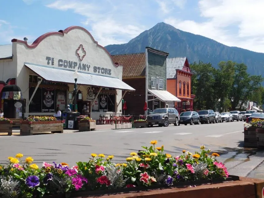 Mejores Lugares para Visitar en Julio en EE.UU Crested Butte
