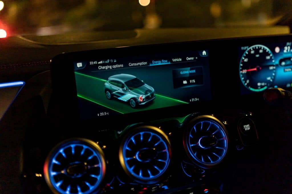 tiene suficiente características y calidad para destacar la SUV Mercedes-Benz EQA