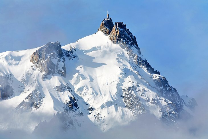 Aiguille-du-Midi-y-teleferico-panoramico-del-Mont-Blanc 14 Principales atracciones turísticas en Chamonix-Mont-Blanc