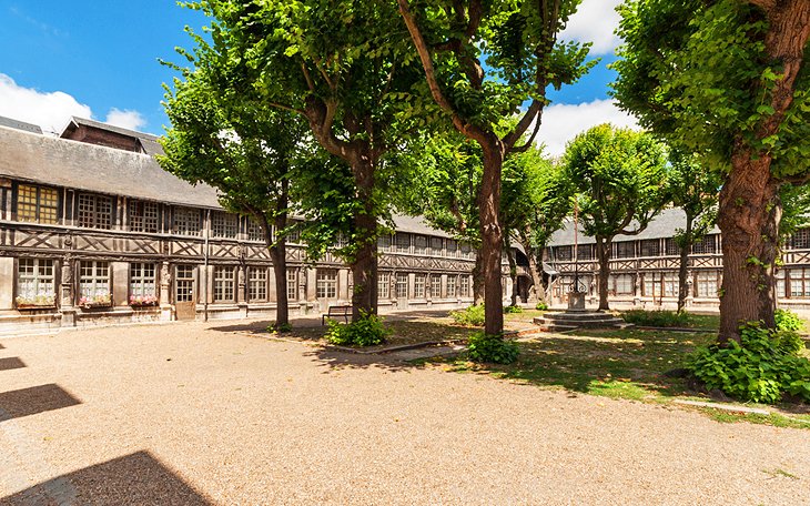 Aitre-Saint-Maclou 11 Principales atracciones turísticas en Rouen, Francia