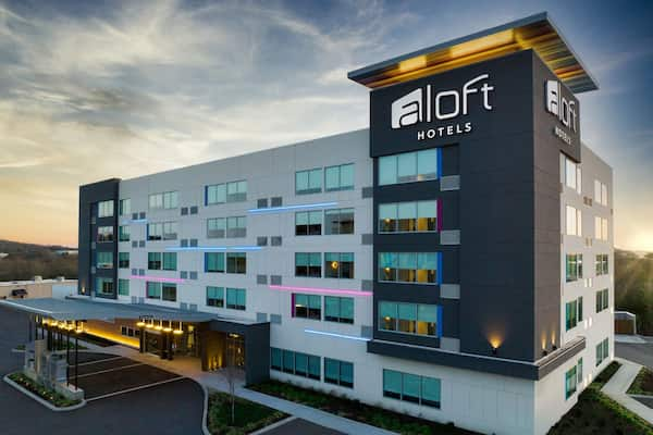 Aloft-Knoxville-West 8 Excelentes Hoteles que Admiten Mascotas en Knoxville, Tennessee