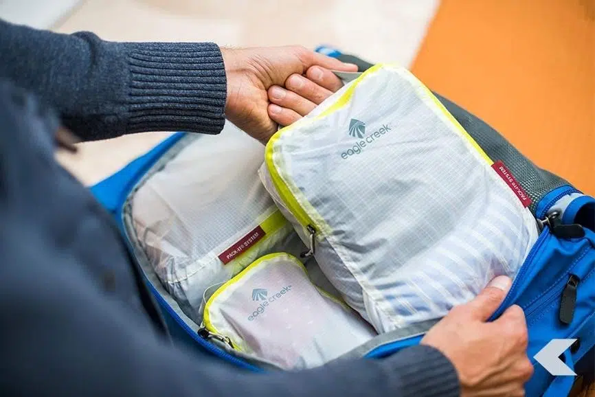 Bolsas-de-embalaje Lista más COMPLETA de Cosas para llevar a la playa en Vacaciones