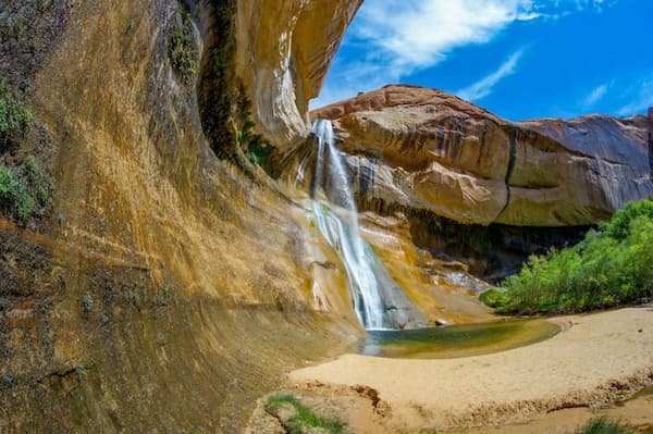 Cascadas-de-Calf-Creek 15 Refrescantes Cascadas en Utah