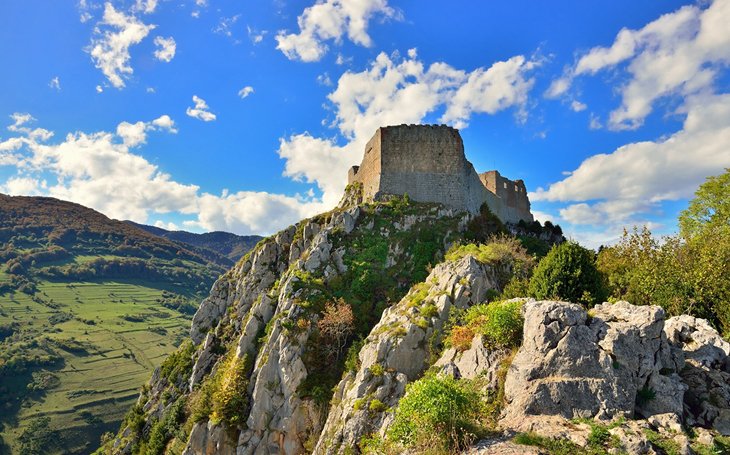 Castillo-de-Montsegur 24 Mejores lugares para visitar en los Pirineos franceses