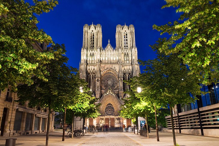 Catedral-de-Notre-Dame-de-Reims 10 Principales atracciones turísticas en Reims