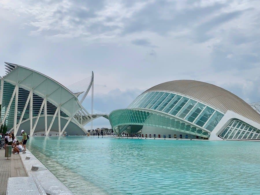 Ciudad-de-las-artes Lugares recomendados de Valencia en España