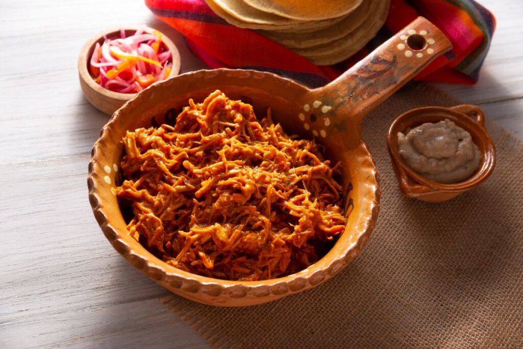 Cochinita-Pibil-Comida-de-Yucatan-1024x683 Deliciosas Comidas en las Islas de Yucatán que debes Probar