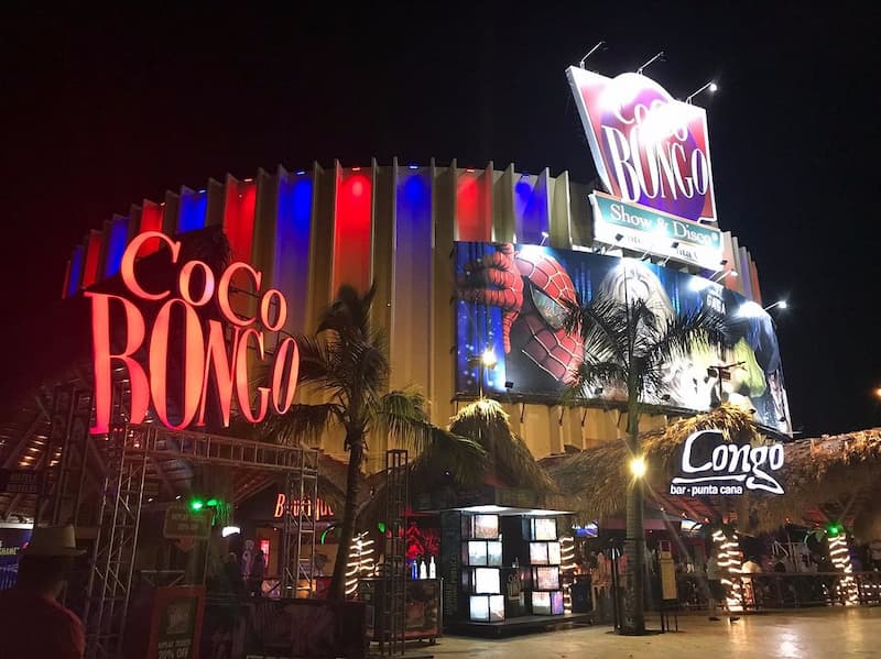 Coco-Bongo-Punta-Cana Discotecas y bares en República Dominicana: Explorando la vida nocturna del Caribe